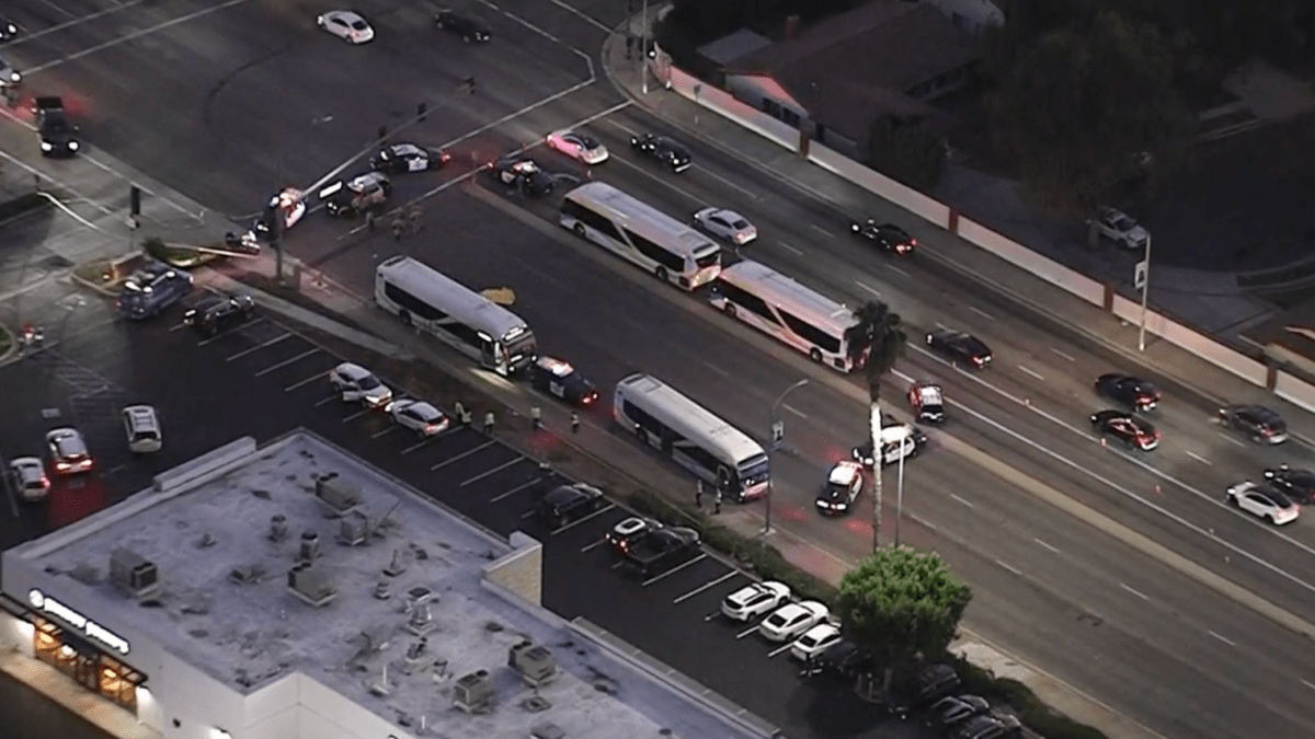 Peatón muere arrollado por bus en Hacienda Heights Telemundo 52